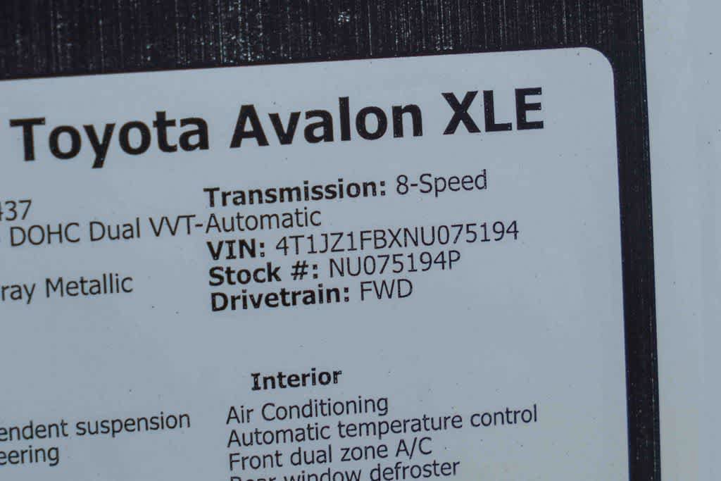 Used 2022 Toyota Avalon XLE FWD image 28