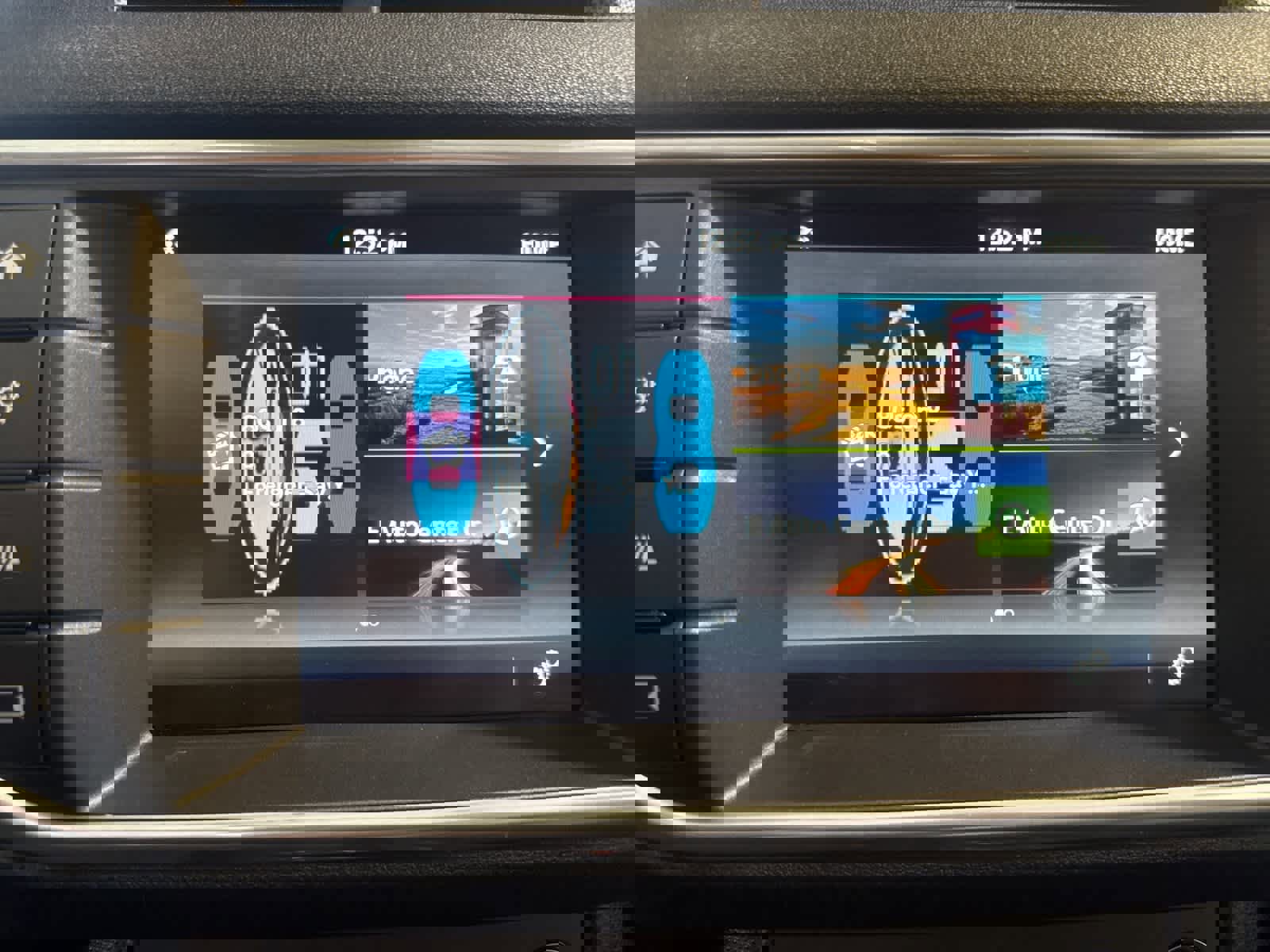 Used 2019 Land Rover Range Rover Evoque SE image 23