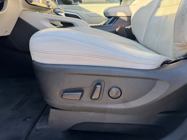 Used 2023 Kia Telluride EX w/ EX Captain's Chair Package image 20
