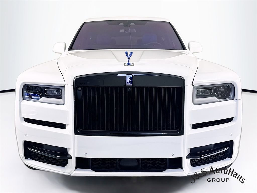 Used 2020 Rolls-Royce Cullinan image 2