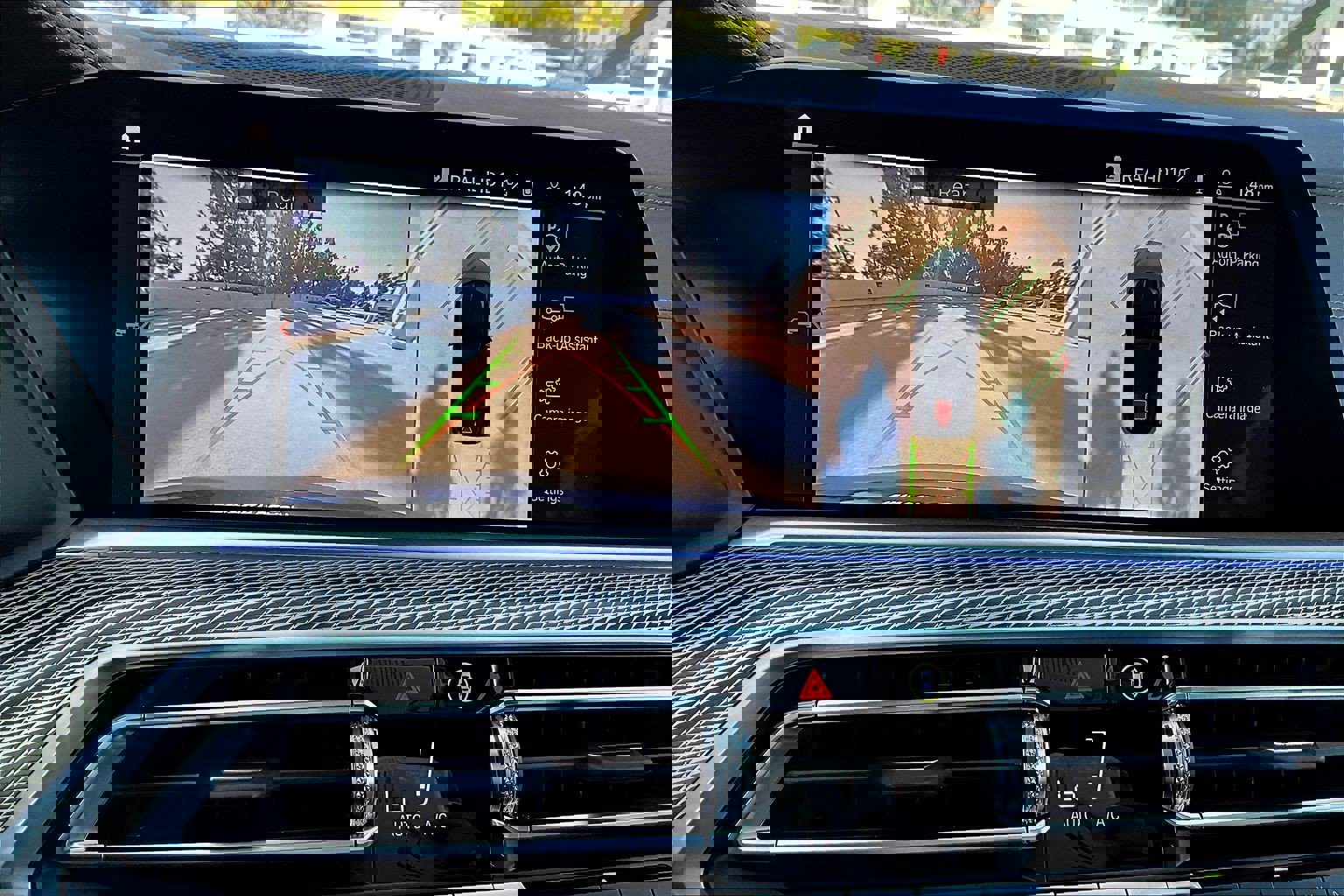 Used 2023 BMW X6 xDrive40i w/ M Sport Package image 26