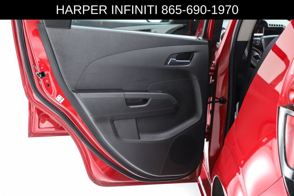 Used 2014 Chevrolet Sonic LT w/ Fun and Sun Package FWD image 55