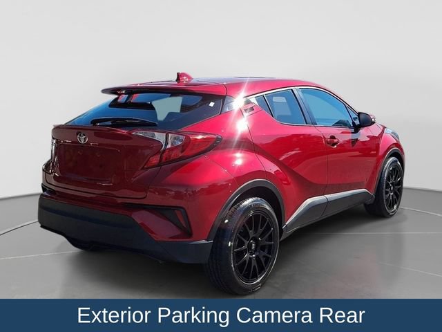 Used 2022 Toyota C-HR XLE FWD image 7