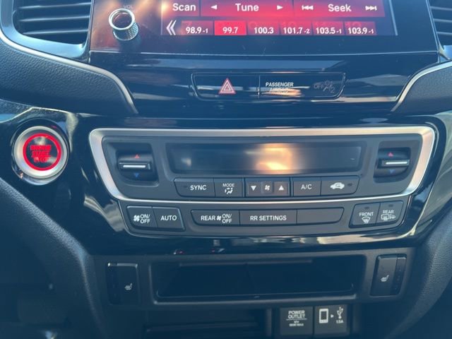 Used 2023 Honda Ridgeline Black Edition image 11