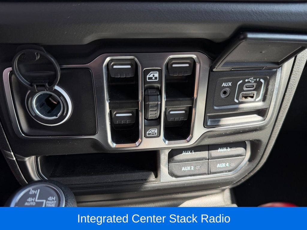 Certified 2025 Jeep Wrangler Unlimited Sahara image 26