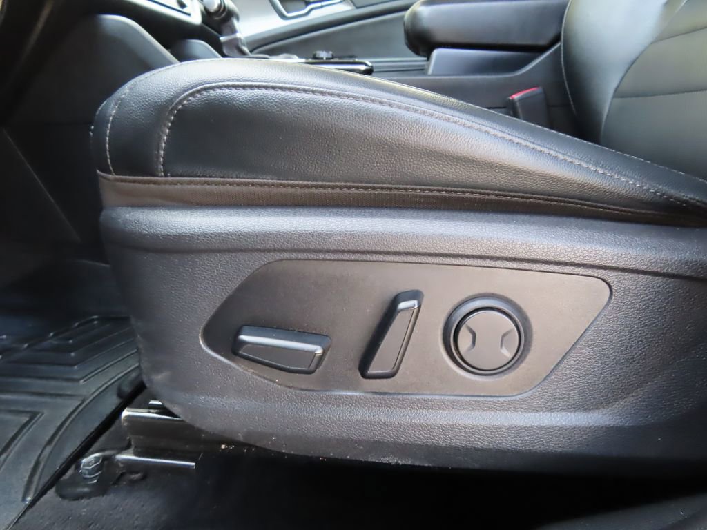 Used 2023 Kia Sportage SX image 8