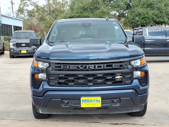 Used 2023 Chevrolet Silverado 1500 Custom image 2