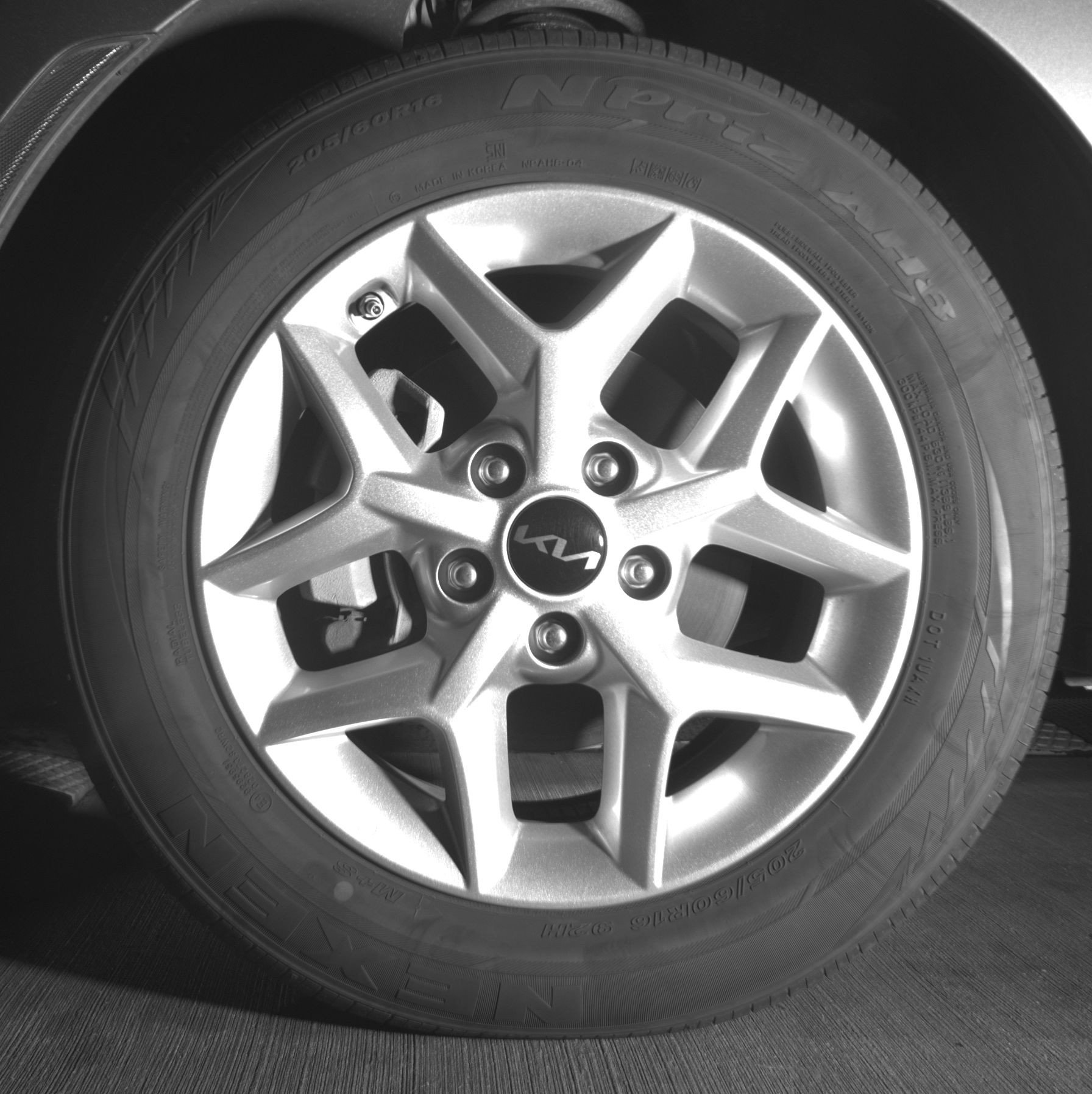 Used 2025 Kia Soul LX w/ LX Technology Package FWD image 12
