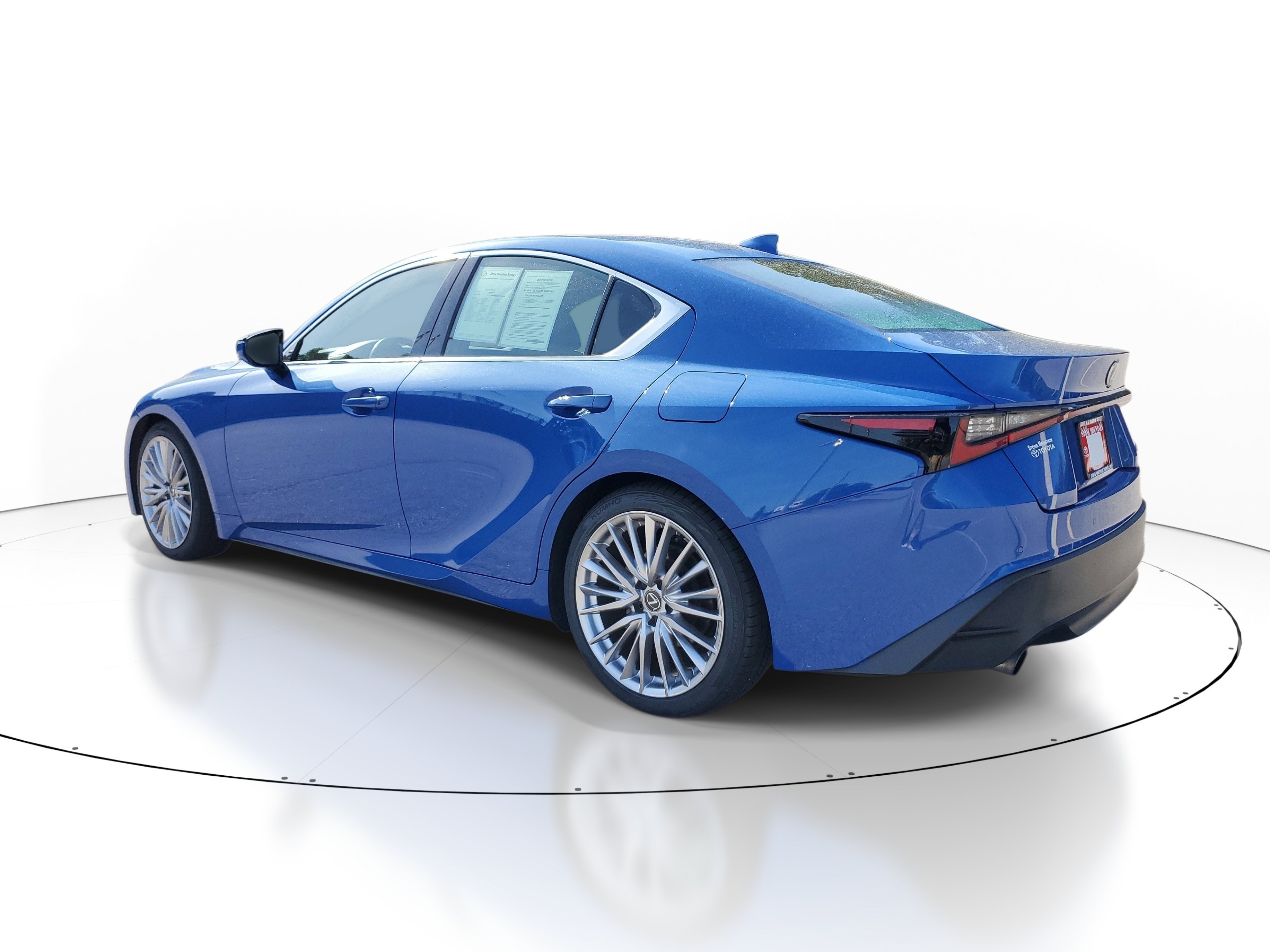 Used 2023 Lexus IS 300 w/ Premium Package RWD image 4