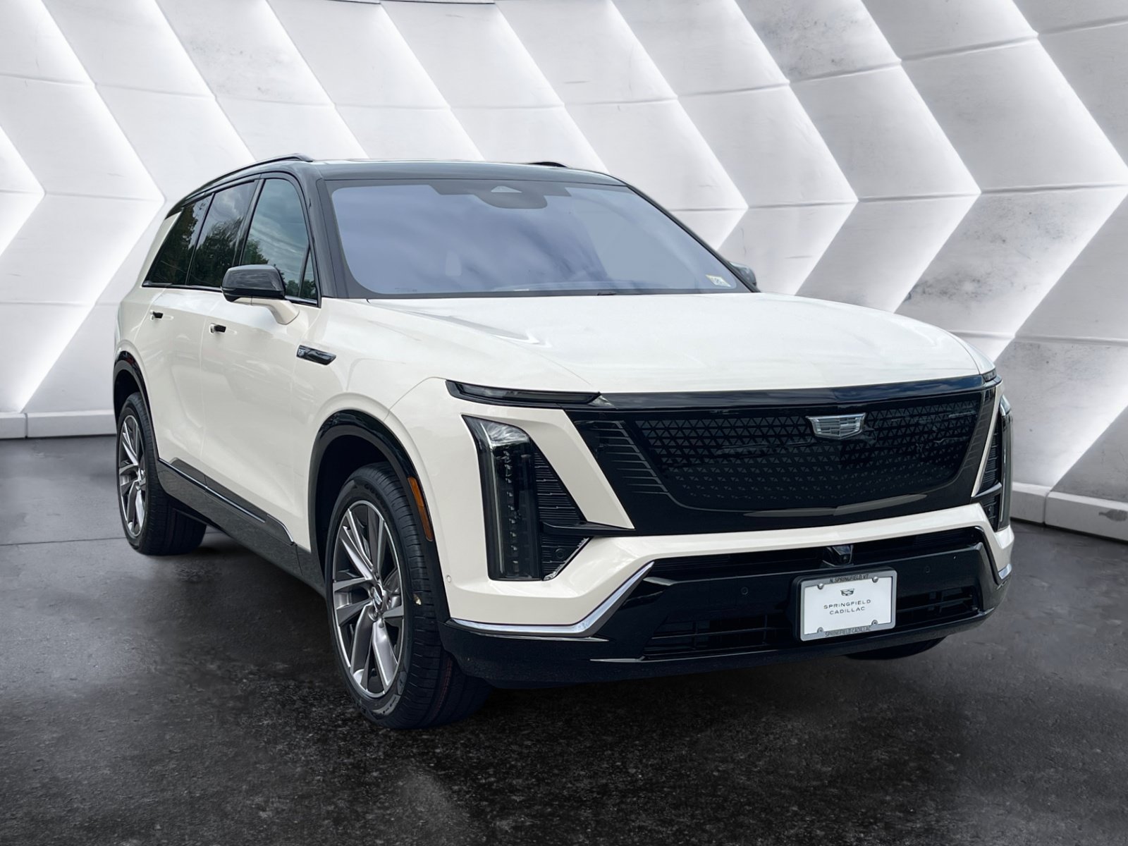 New 2027 Cadillac Vistiq Sport w/ LPO, Premium Carpet Package AWD/4WD image 8