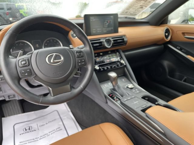 Used 2025 Lexus IS 350 F Sport RWD image 14