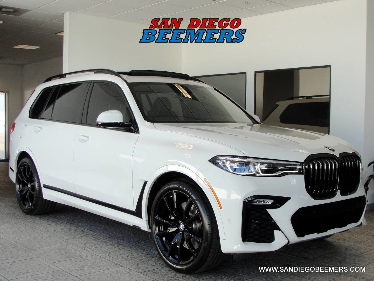 Used 2022 BMW X7 xDrive40i w/ M Sport Package image 10