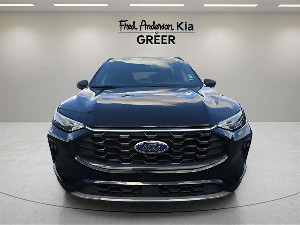 Used 2023 Ford Escape ST-Line image 8