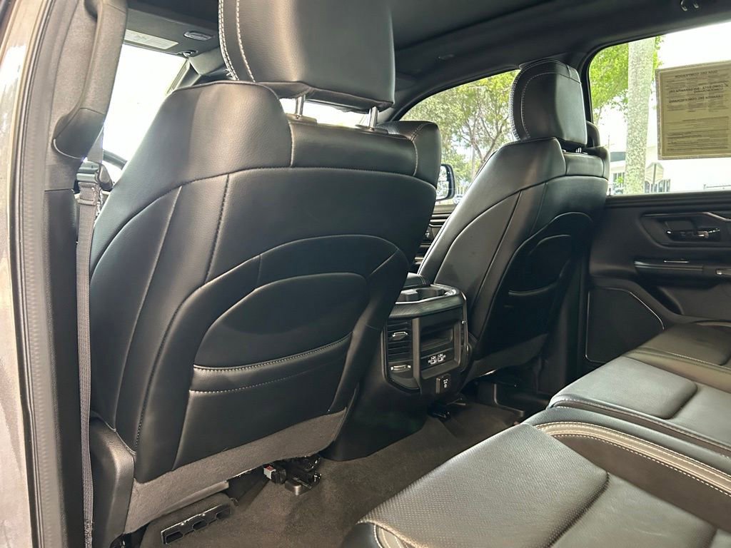 Used 2023 RAM 1500 Laramie RWD image 38