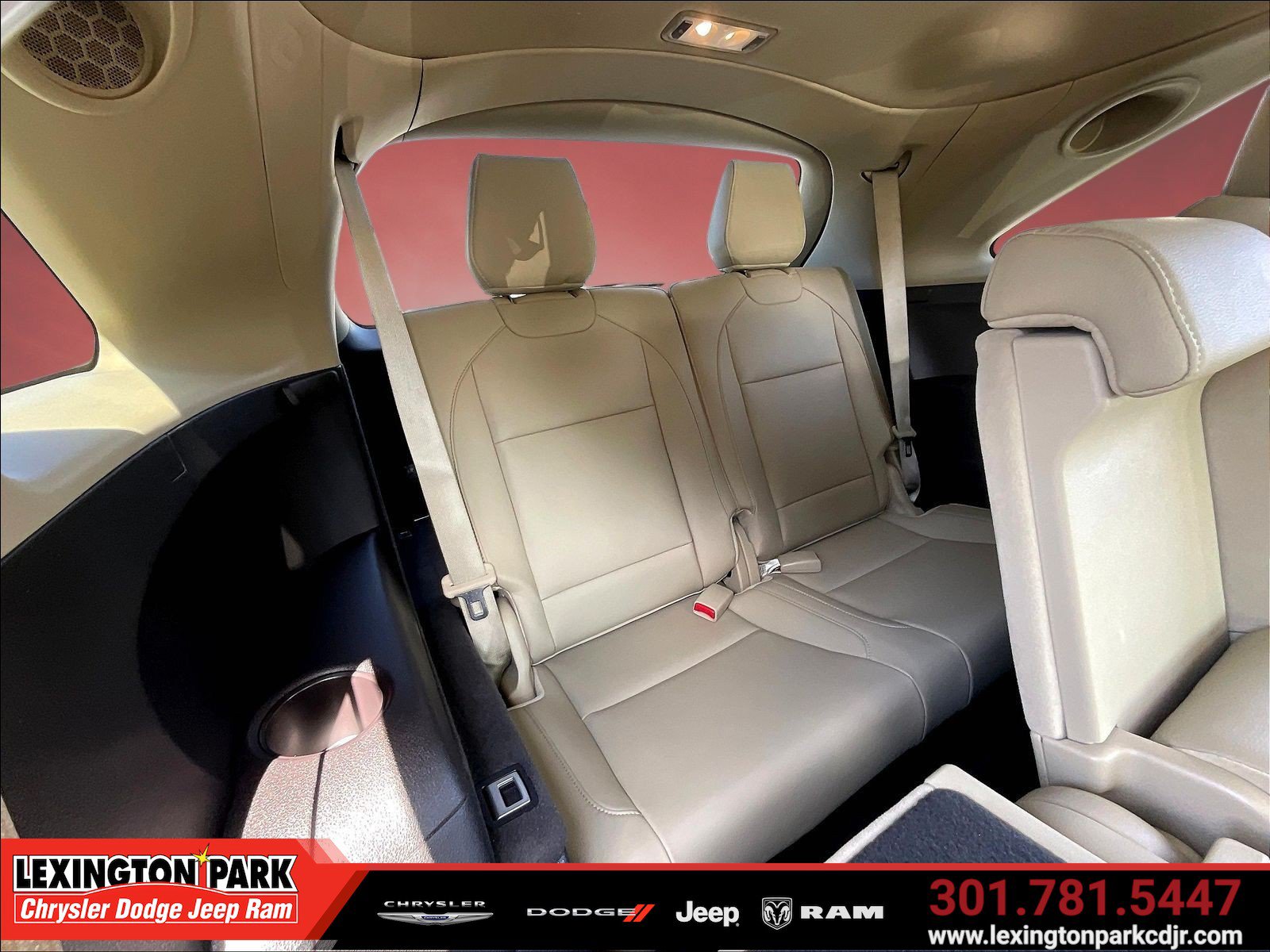 Used 2017 Acura MDX w/ Technology Package AWD/4WD image 25