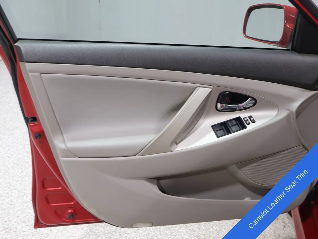 Used 2007 Toyota Camry XLE FWD image 12