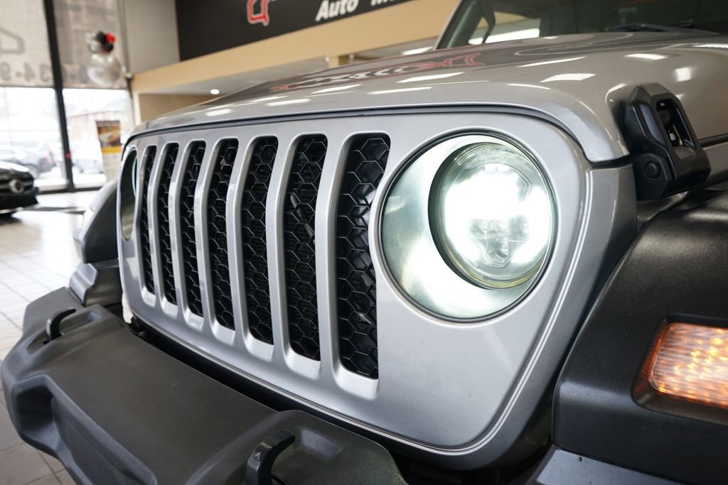 Used 2020 Jeep Gladiator Sport w/ Quick Order Package 24S AWD/4WD image 22