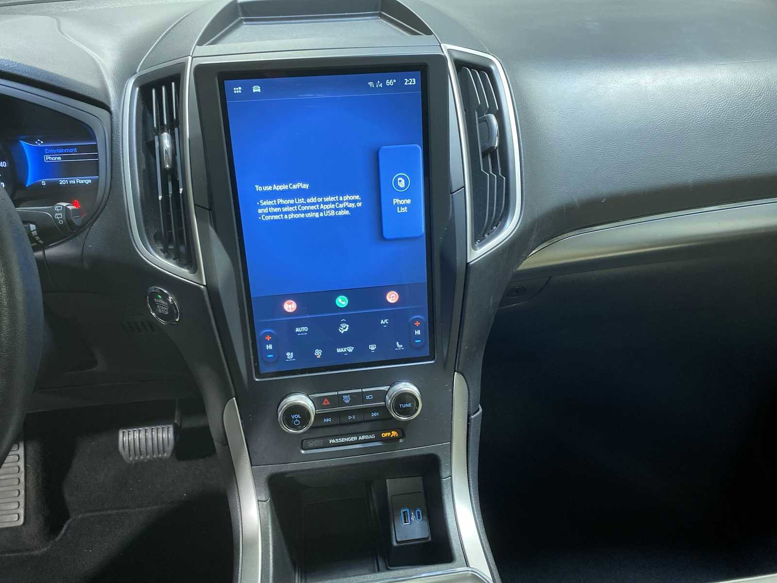 Used 2022 Ford Edge SEL w/ Convenience Package image 16