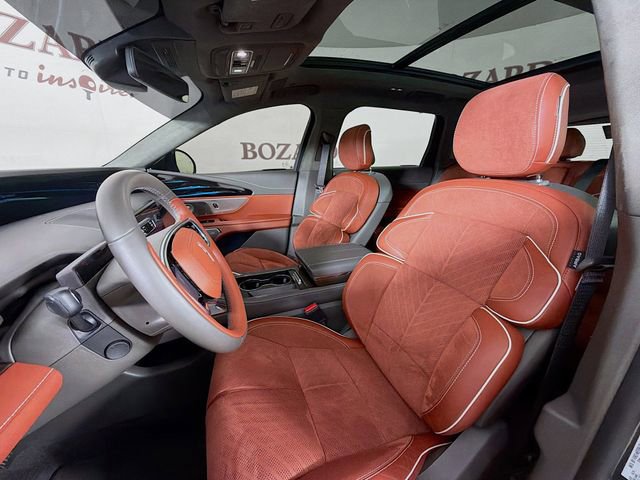 Certified 2025 Lincoln Nautilus Black Label image 26
