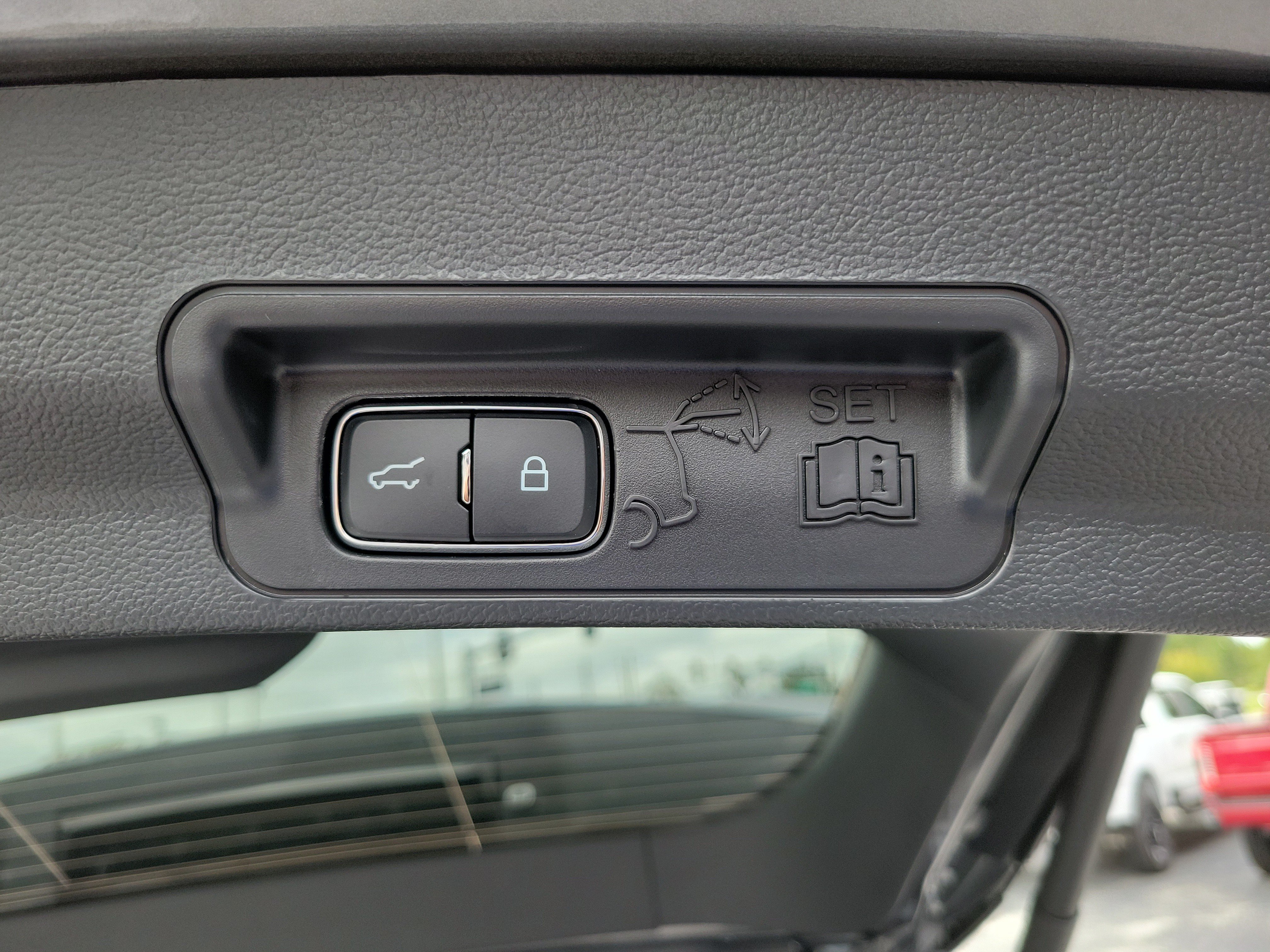 New 2027 Ford Explorer Tremor w/ Tremor Convenience Package AWD/4WD image 9