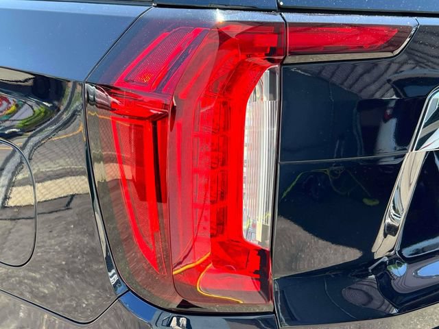 Used 2021 GMC Yukon SLT w/ Rear Media and Nav Package RWD image 15