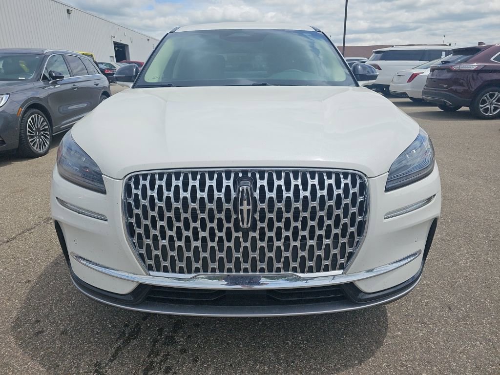 Used 2024 Lincoln Corsair FWD w/ Equipment Group 101A image 4