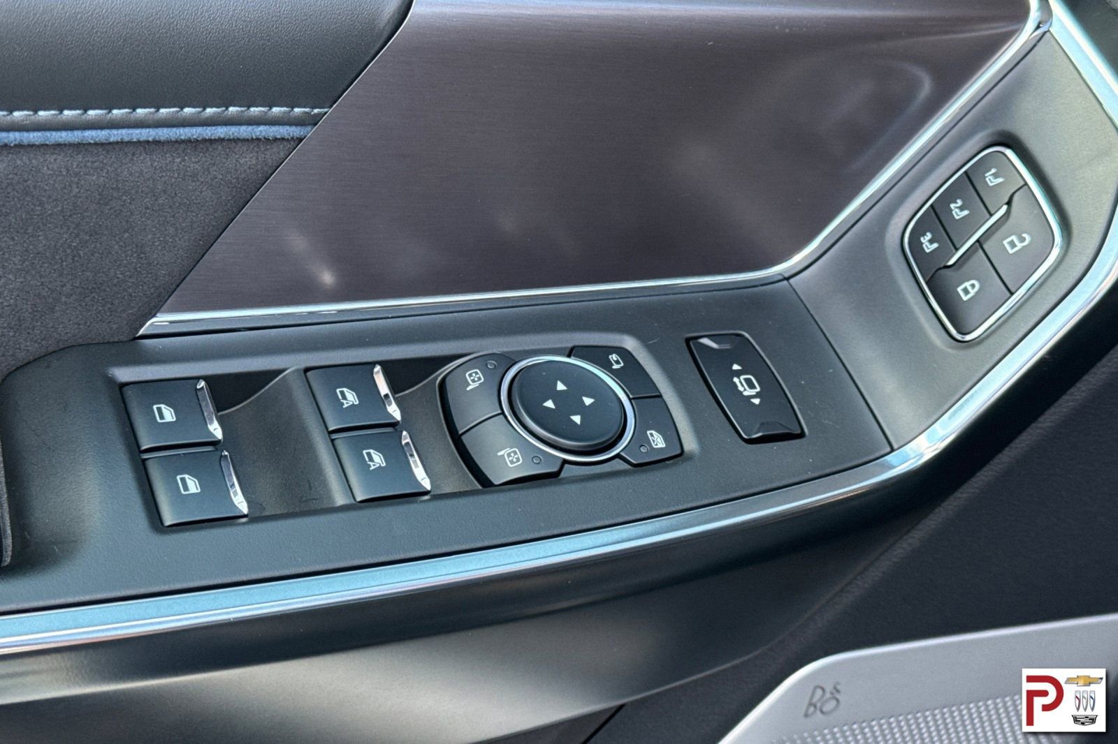 Used 2026 Ford F450 Platinum w/ FX4 Off-Road Package image 13