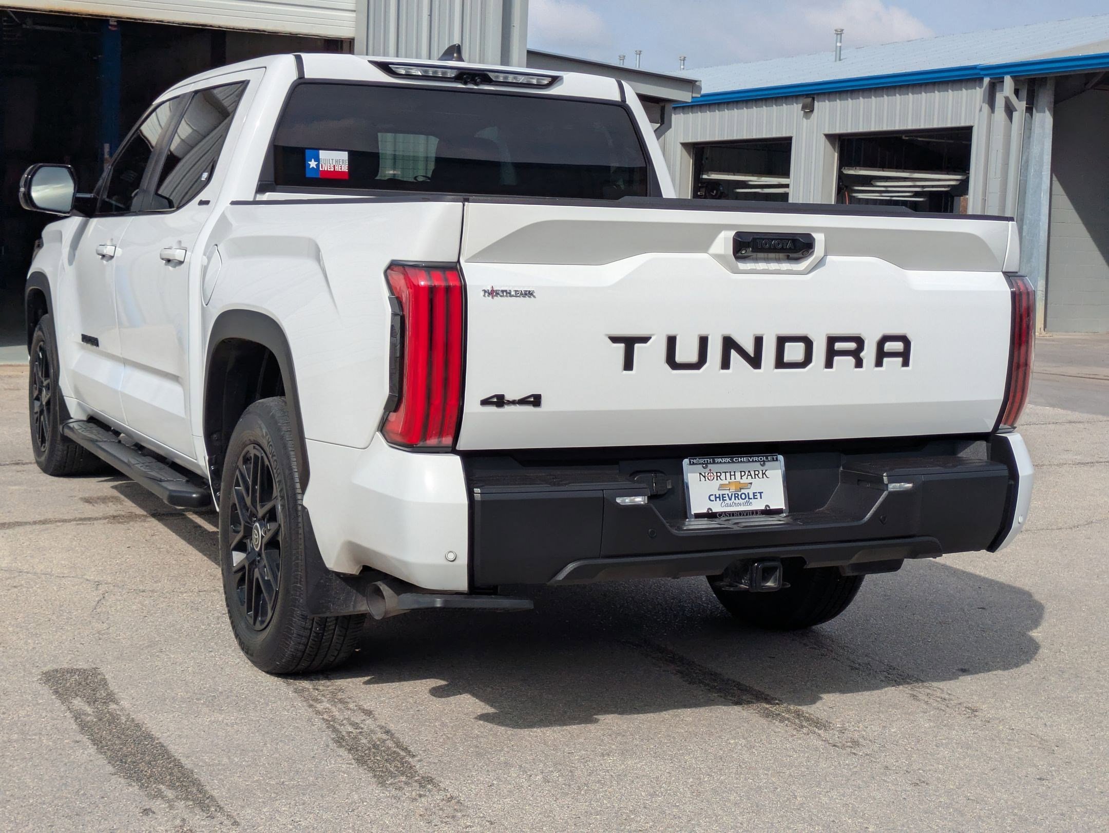 Used 2024 Toyota Tundra Limited image 5