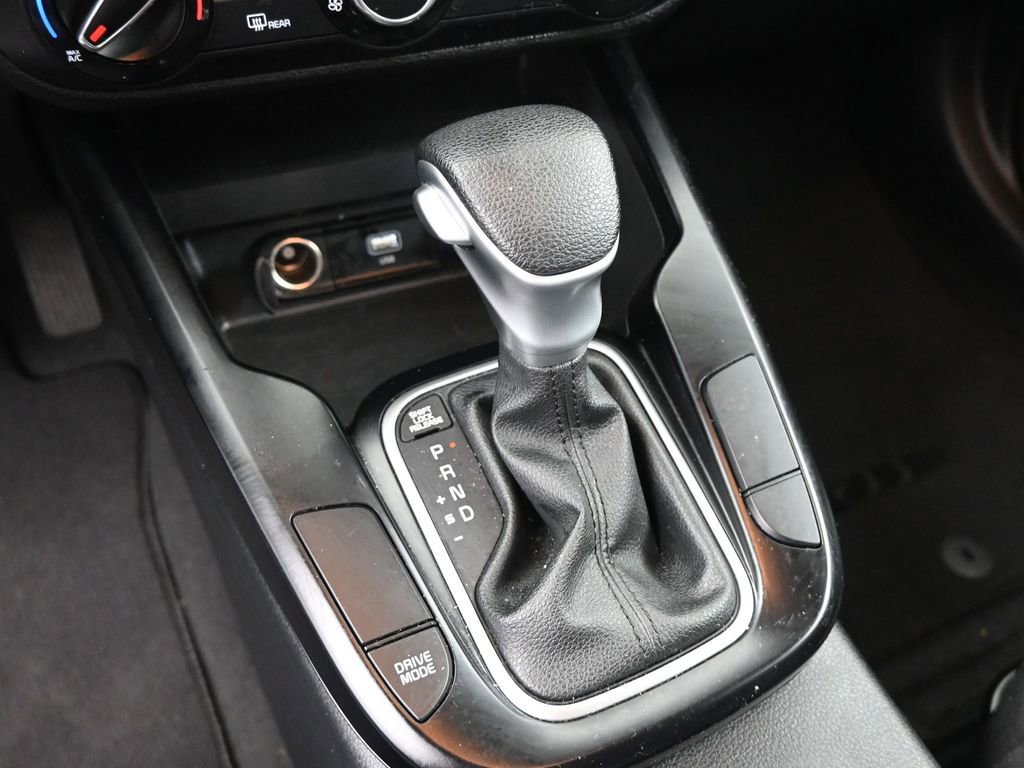 Used 2025 Kia Soul LX w/ LX Technology Package image 29