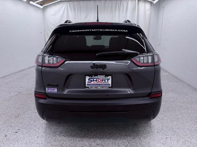 Used 2023 Jeep Cherokee Altitude Lux AWD/4WD image 3