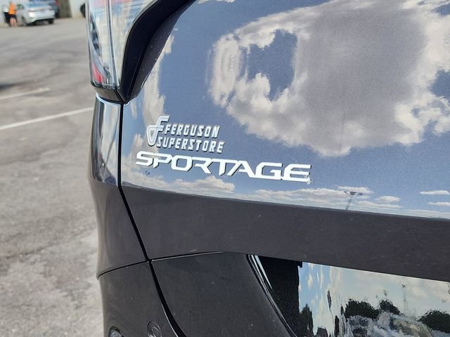 Certified 2026 Kia Sportage SX FWD image 4