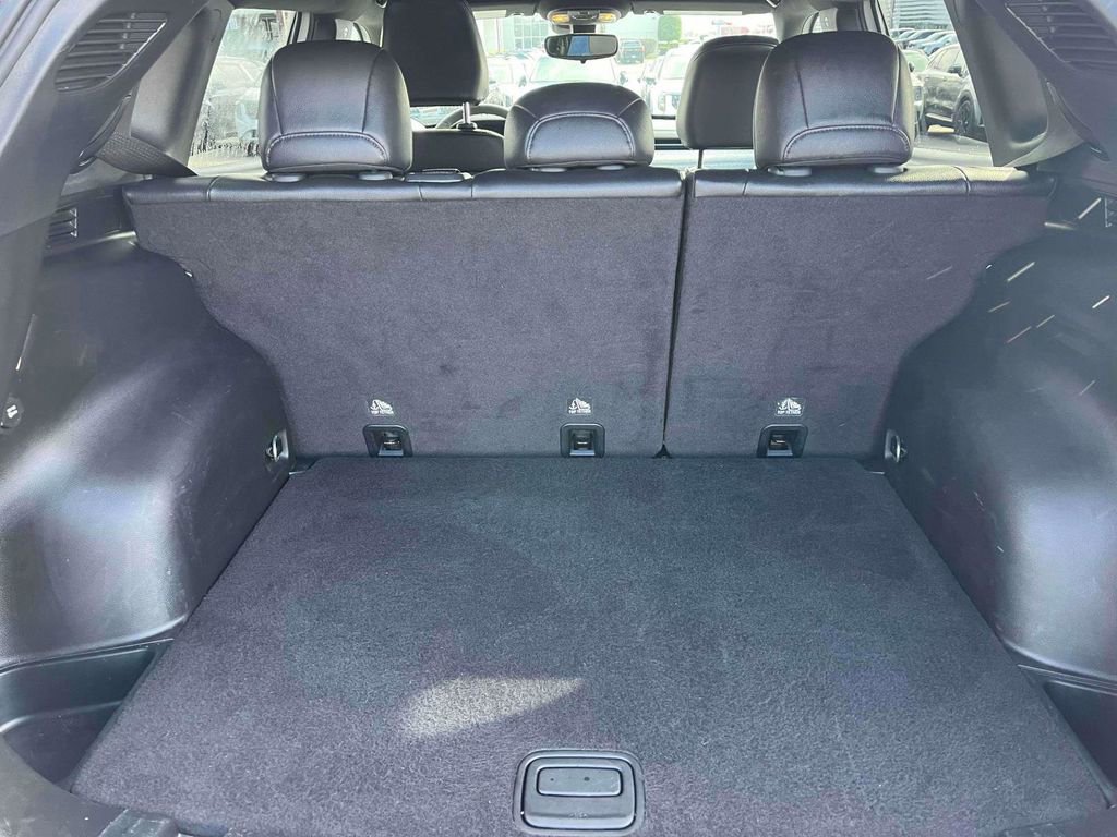 Used 2024 Jeep Compass Latitude AWD/4WD image 7