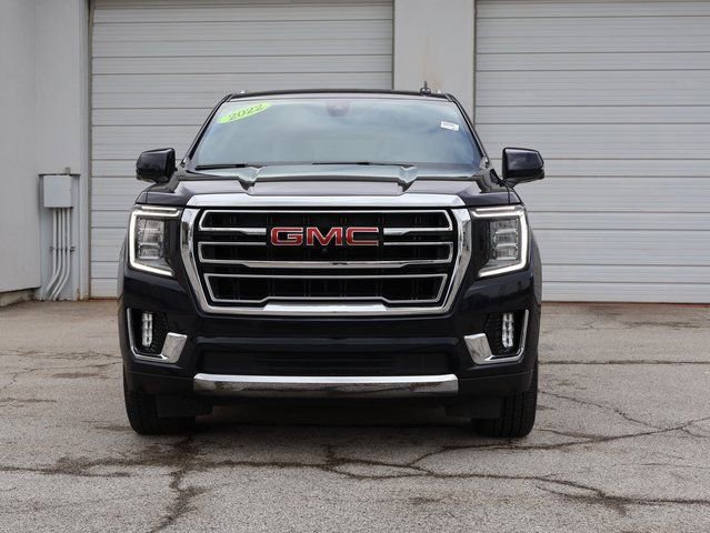 Used 2022 GMC Yukon SLT w/ SLT Premium Package image 3