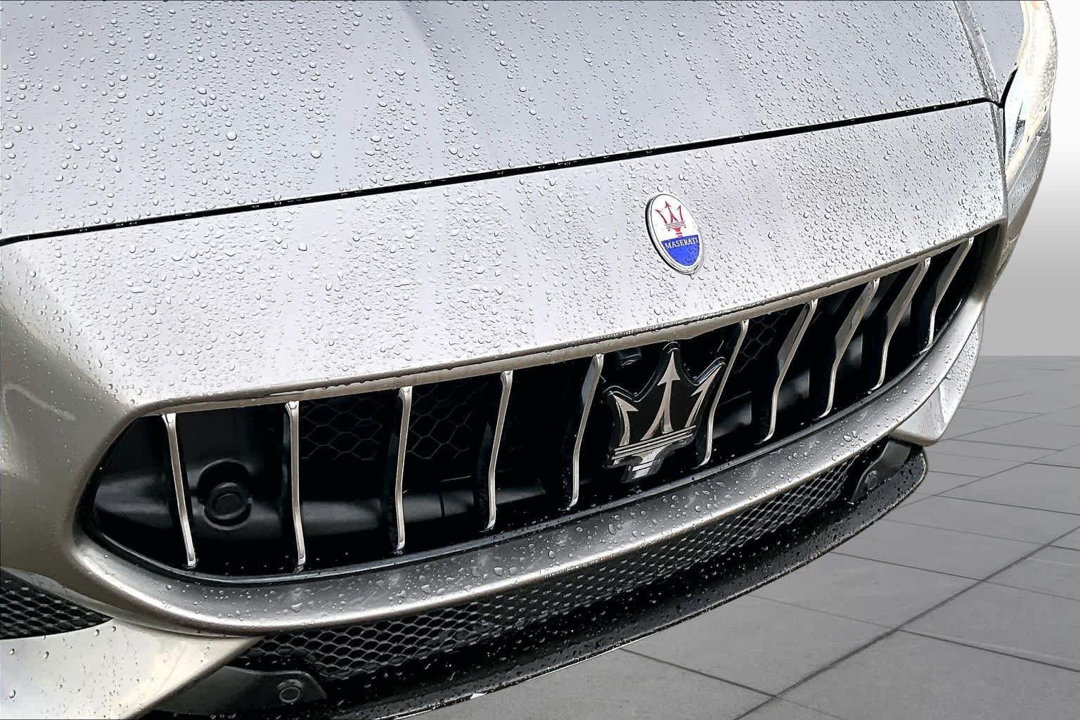 Used 2017 Maserati Quattroporte S GranSport Q4 AWD/4WD image 28