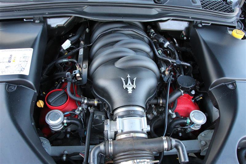 Used 2013 Maserati GranTurismo Sport RWD image 29