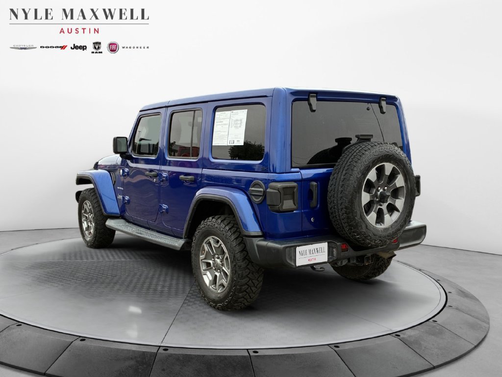 Used 2018 Jeep Wrangler Unlimited Sahara AWD/4WD image 14