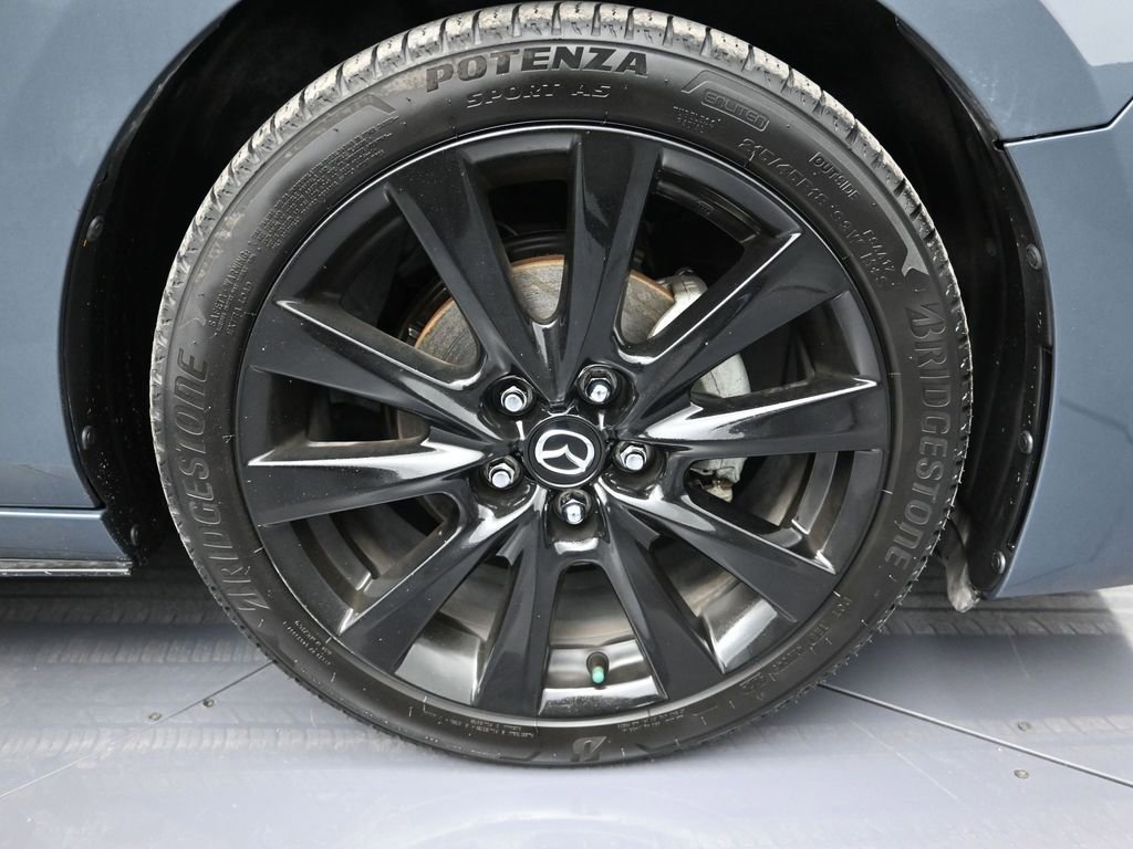 Used 2022 MAZDA MAZDA3 s image 9