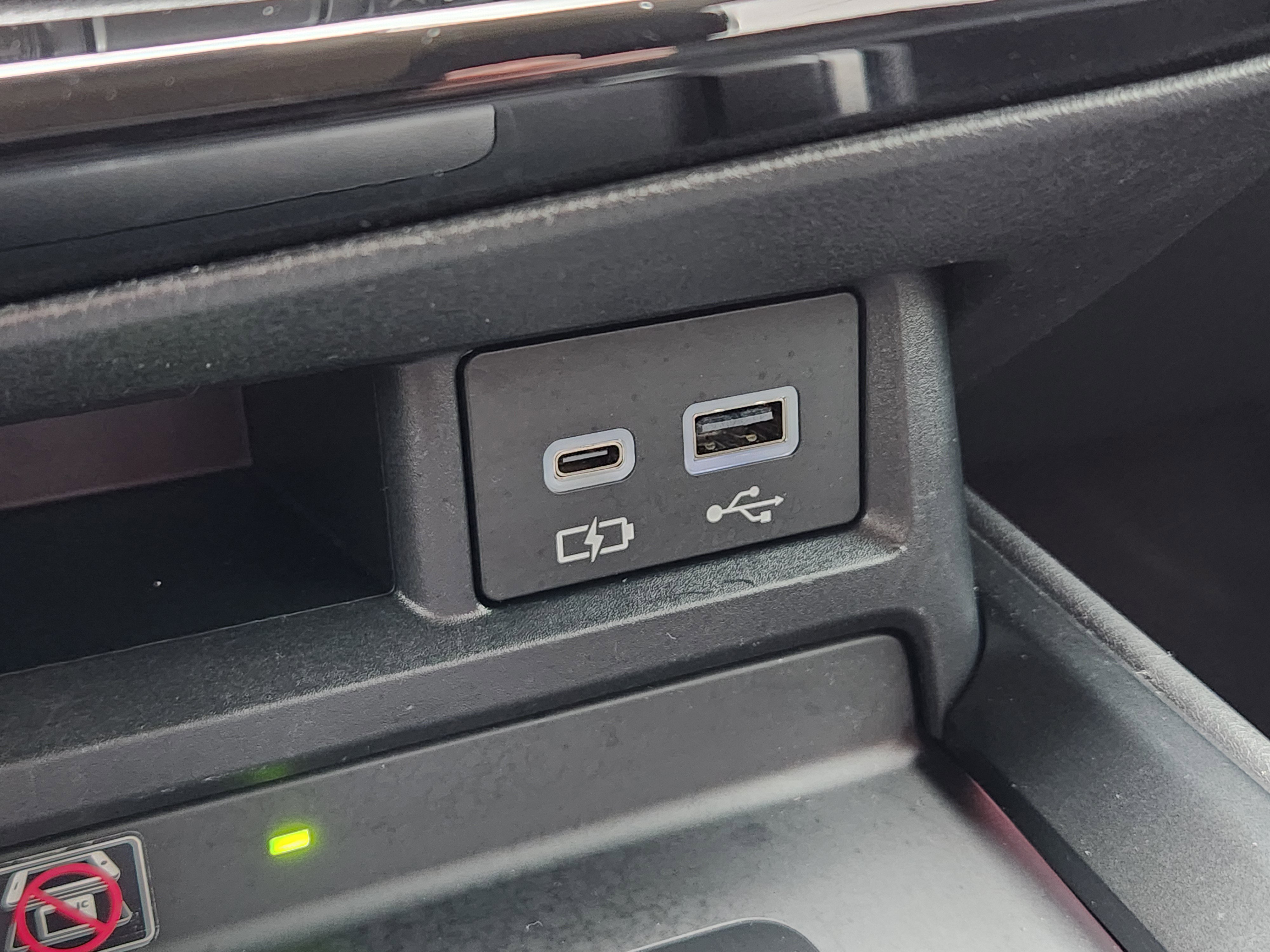 Used 2022 Lexus NX 350h AWD image 25