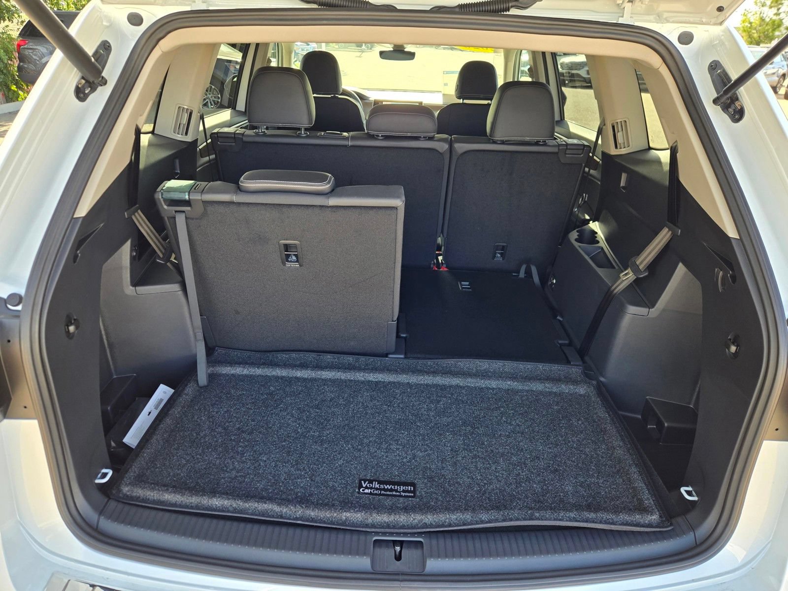 New 2026 Volkswagen Atlas SE FWD image 15