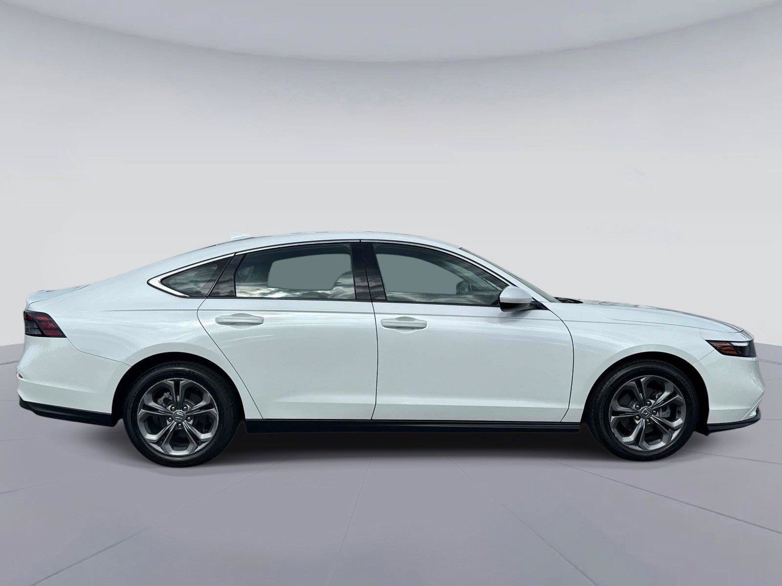Certified 2024 Honda Accord EX image 2