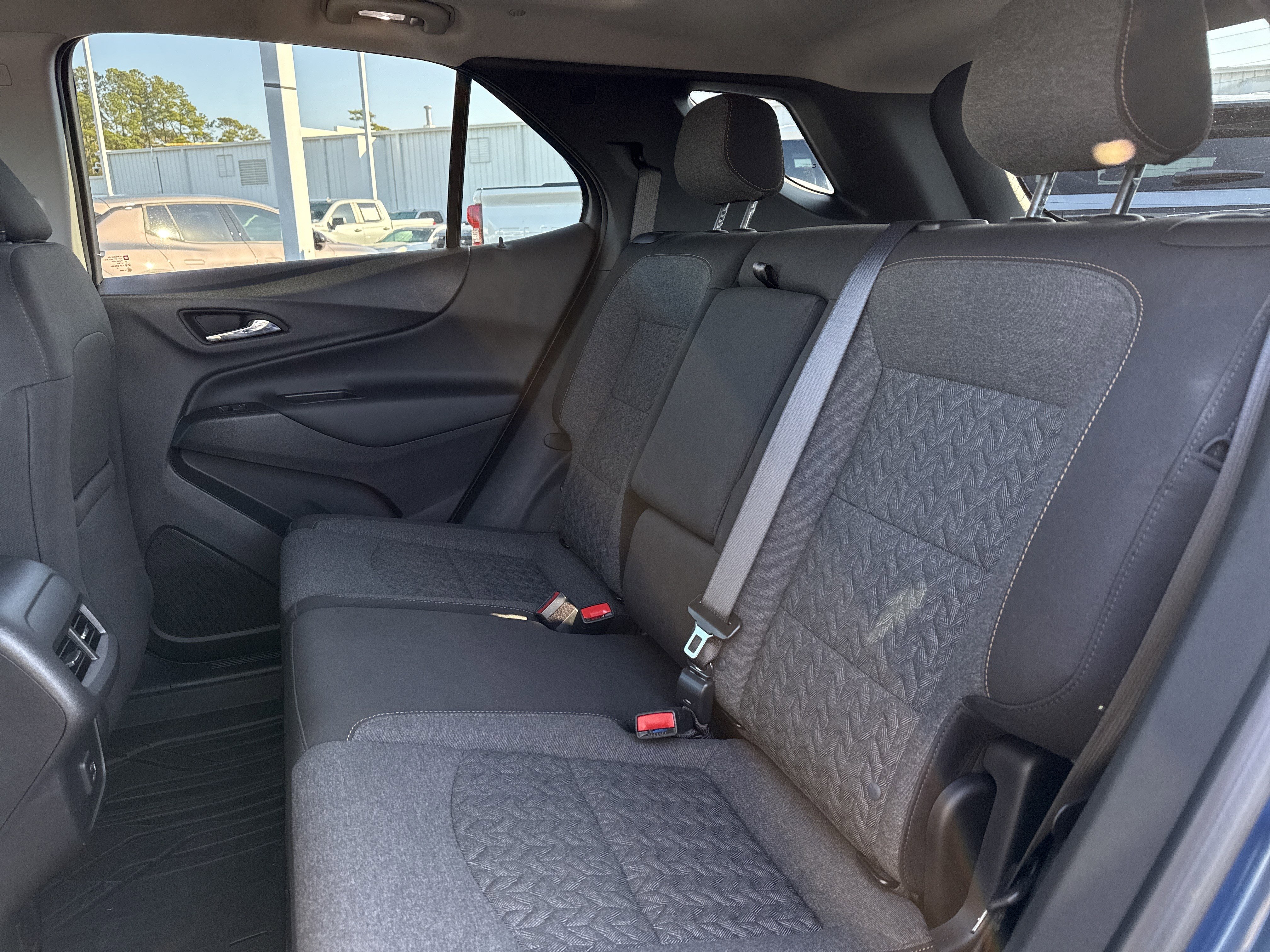 Certified 2024 Chevrolet Equinox LT image 30