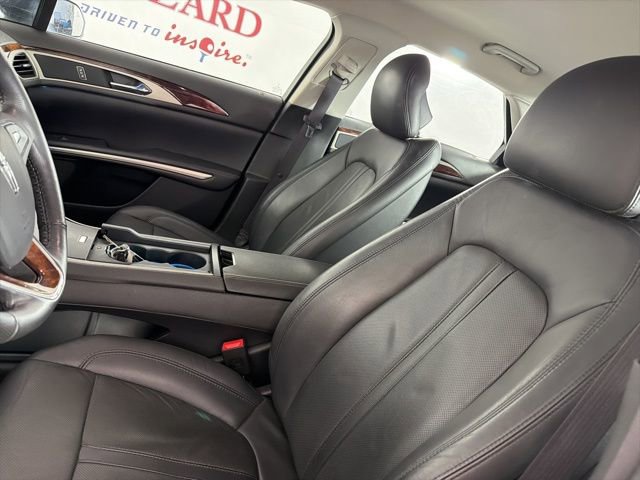 Used 2013 Lincoln MKZ image 11