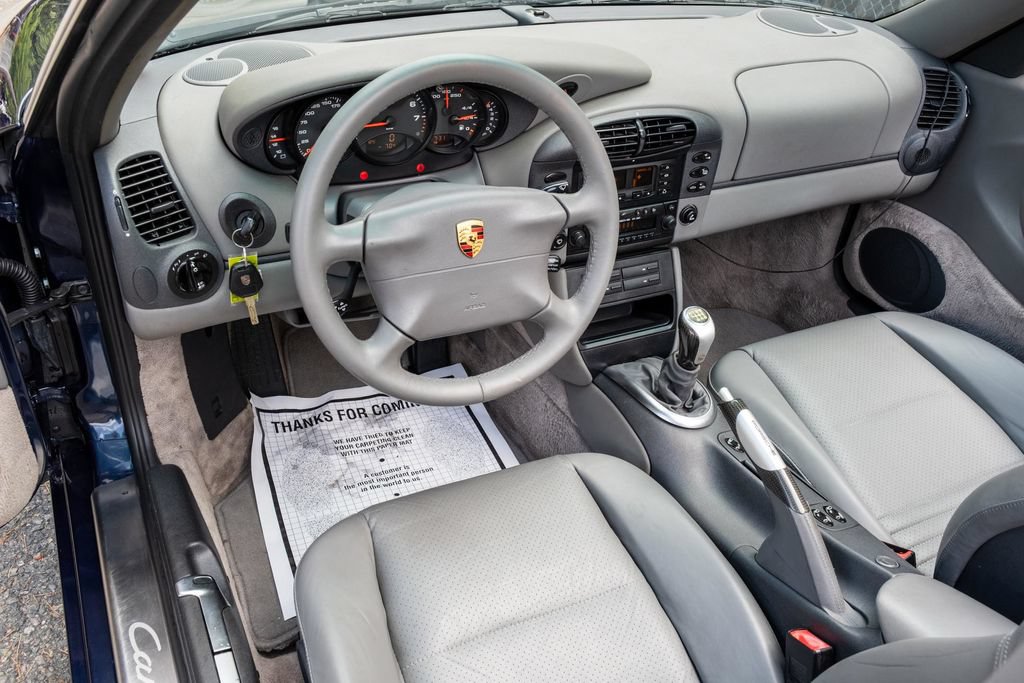 Used 1999 Porsche 911 Carrera RWD image 16