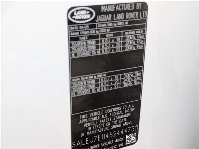 Certified 2025 Land Rover Defender 110 S image 26