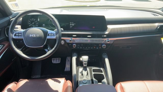 Used 2025 Kia Telluride SX w/ SX Captain's Chair Package AWD/4WD image 35