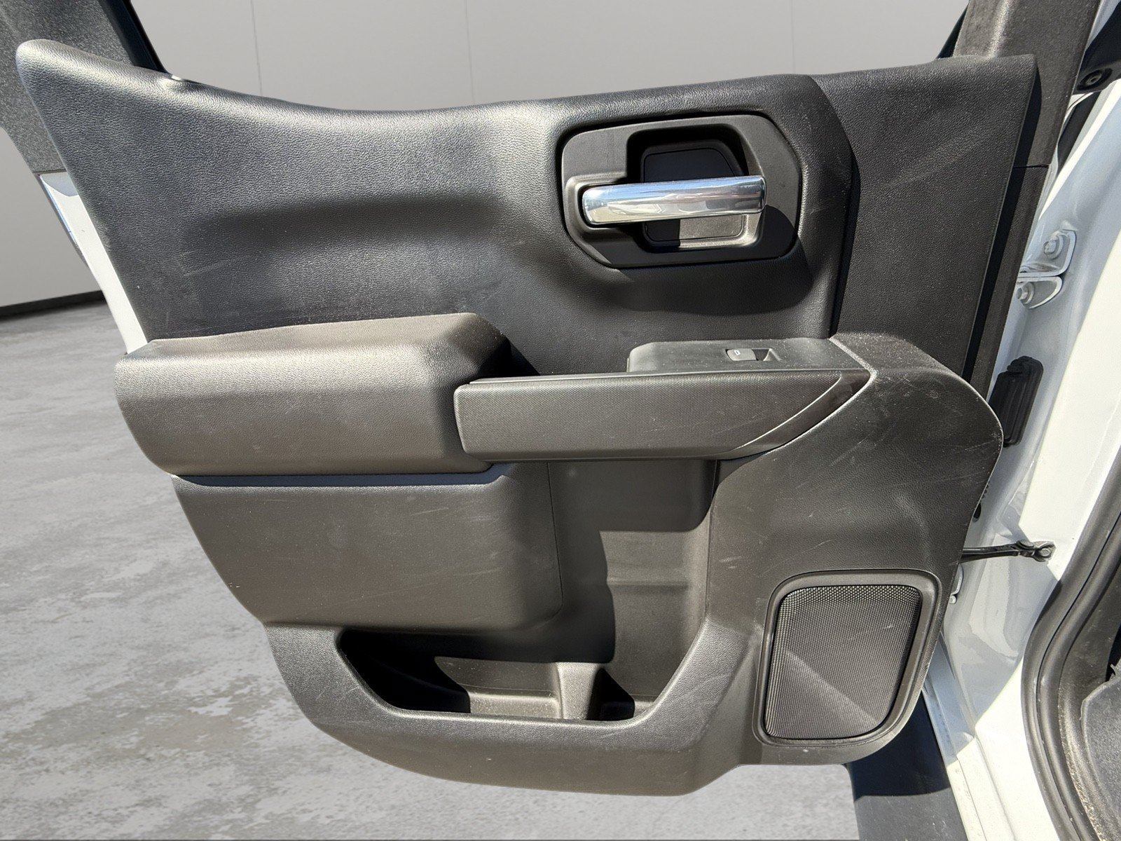 Used 2023 Chevrolet Silverado 1500 Custom AWD/4WD image 27