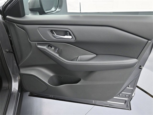 New 2026 Nissan Rogue SV image 32