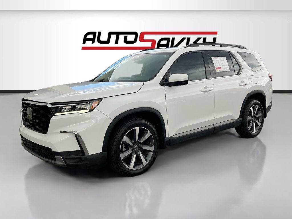 Used 2025 Honda Pilot Elite image 3