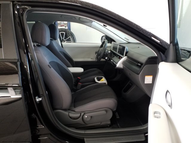 Certified 2024 Hyundai Ioniq 5 SEL RWD image 16