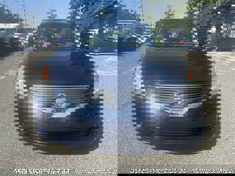 Used 2009 Nissan Altima Hybrid Sedan w/ Connection Pkg image 2